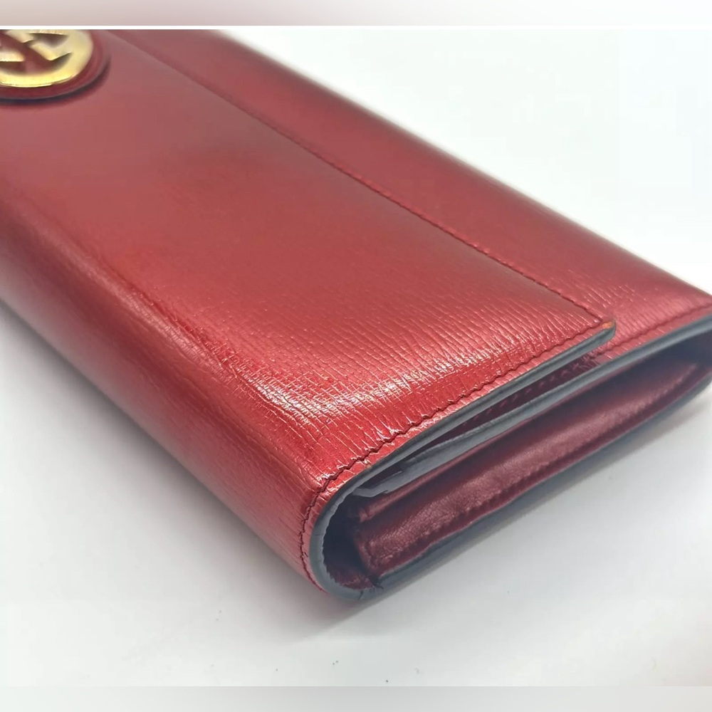Gucci Lovely Heart Long Patent Wallet - Full Inclusion-Very Good Used Condition - Picture 11 of 14